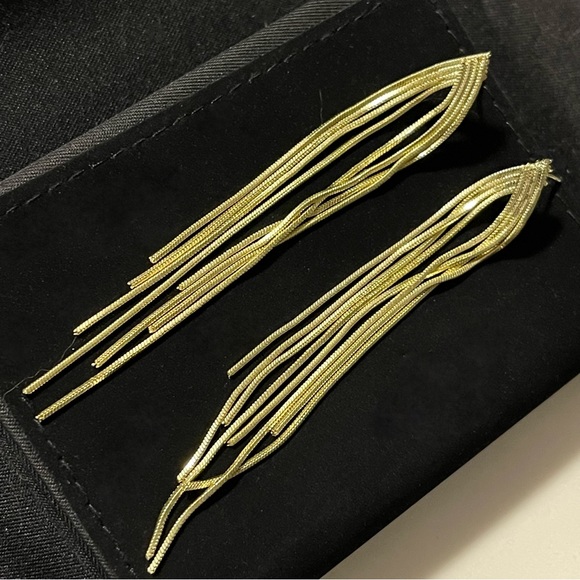 ✨Beautiful Gold Tassel Earrings with S925 Post - Picture 2 of 3